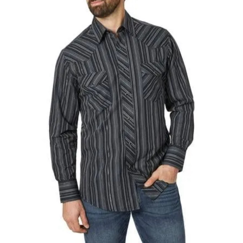 Wrangler Men’s Black and Gray Striped Shirt Size 2XL